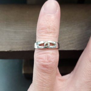 Size 3.5 Sterling Silver Unique Style Knot Toe Ring